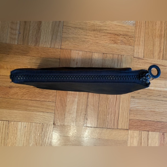 Esprit Wallet - Picture 6 of 9